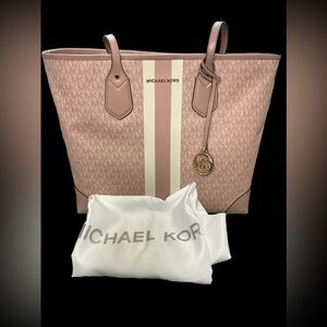 Micheal Kors Eva Large Logo Stripe Tote Bag